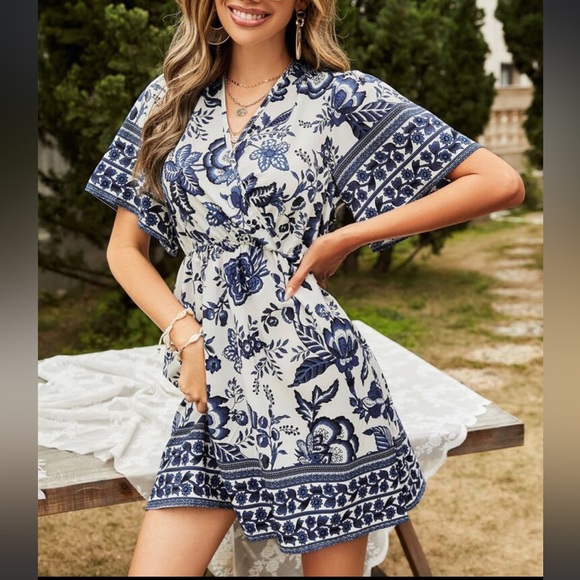 Dresses & Skirts - Boho Floral Print Overlap Neck Butterfly Sleeve Dress